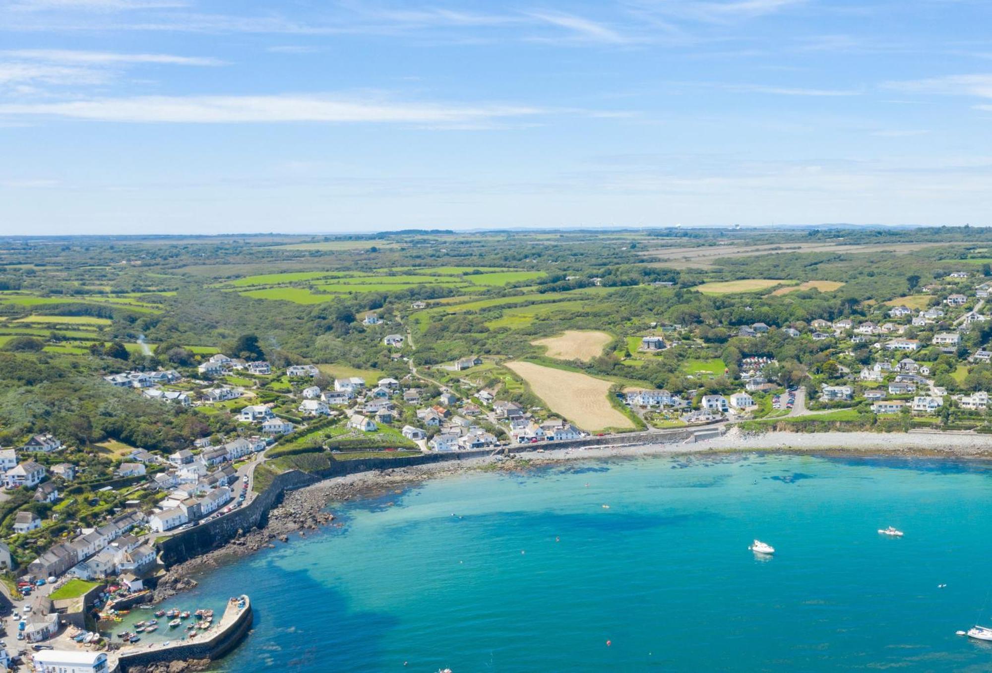 Journeys End With Stunning Sea Views From The Headland Villa Coverack Exterior photo